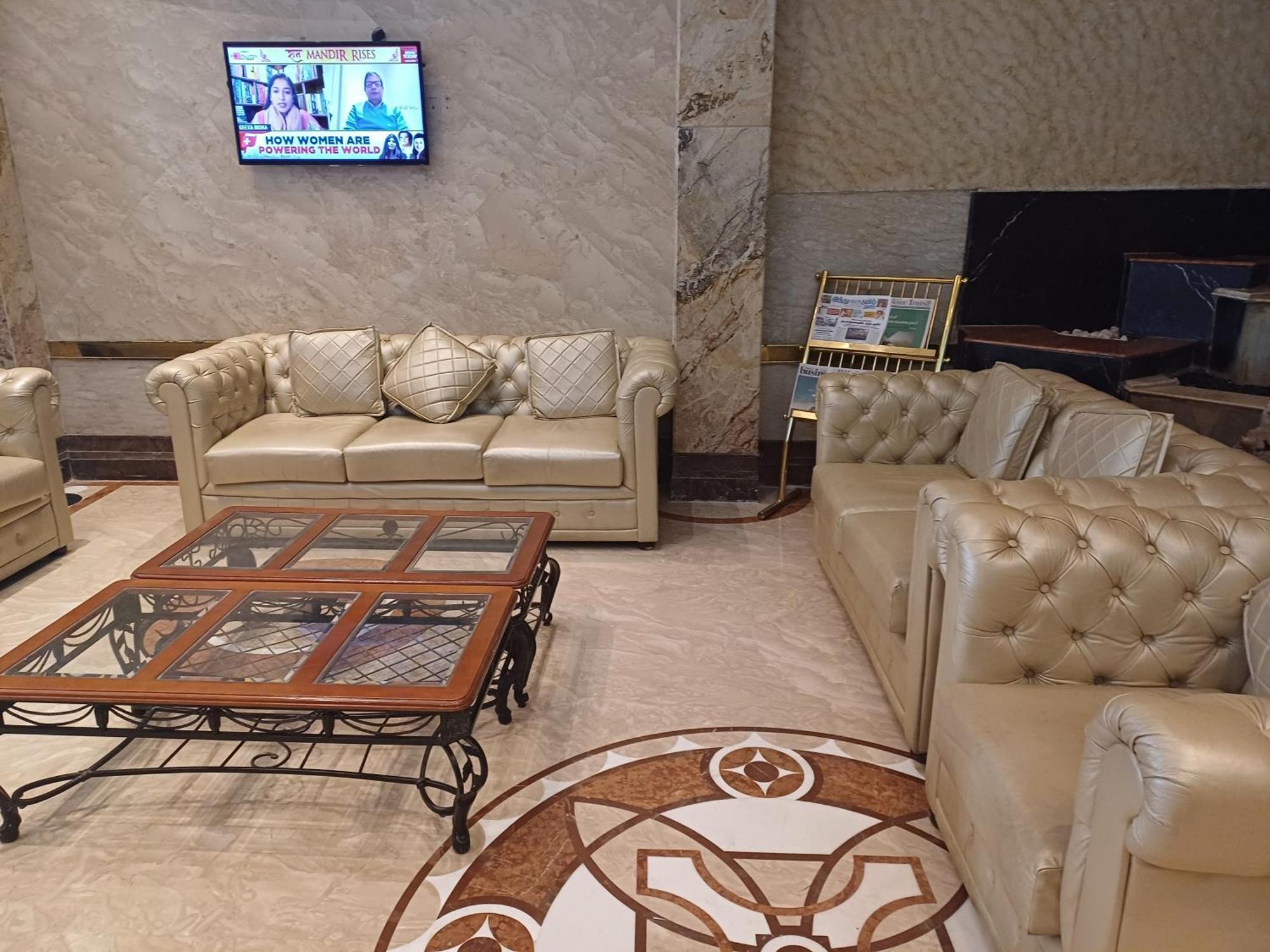 Hotel Benzz Park Chennai Eksteriør billede