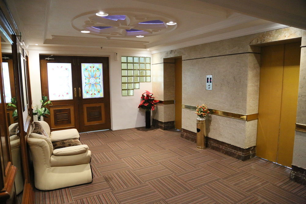 Hotel Benzz Park Chennai Eksteriør billede