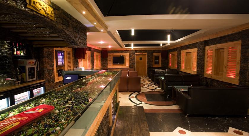 Hotel Benzz Park Chennai Eksteriør billede